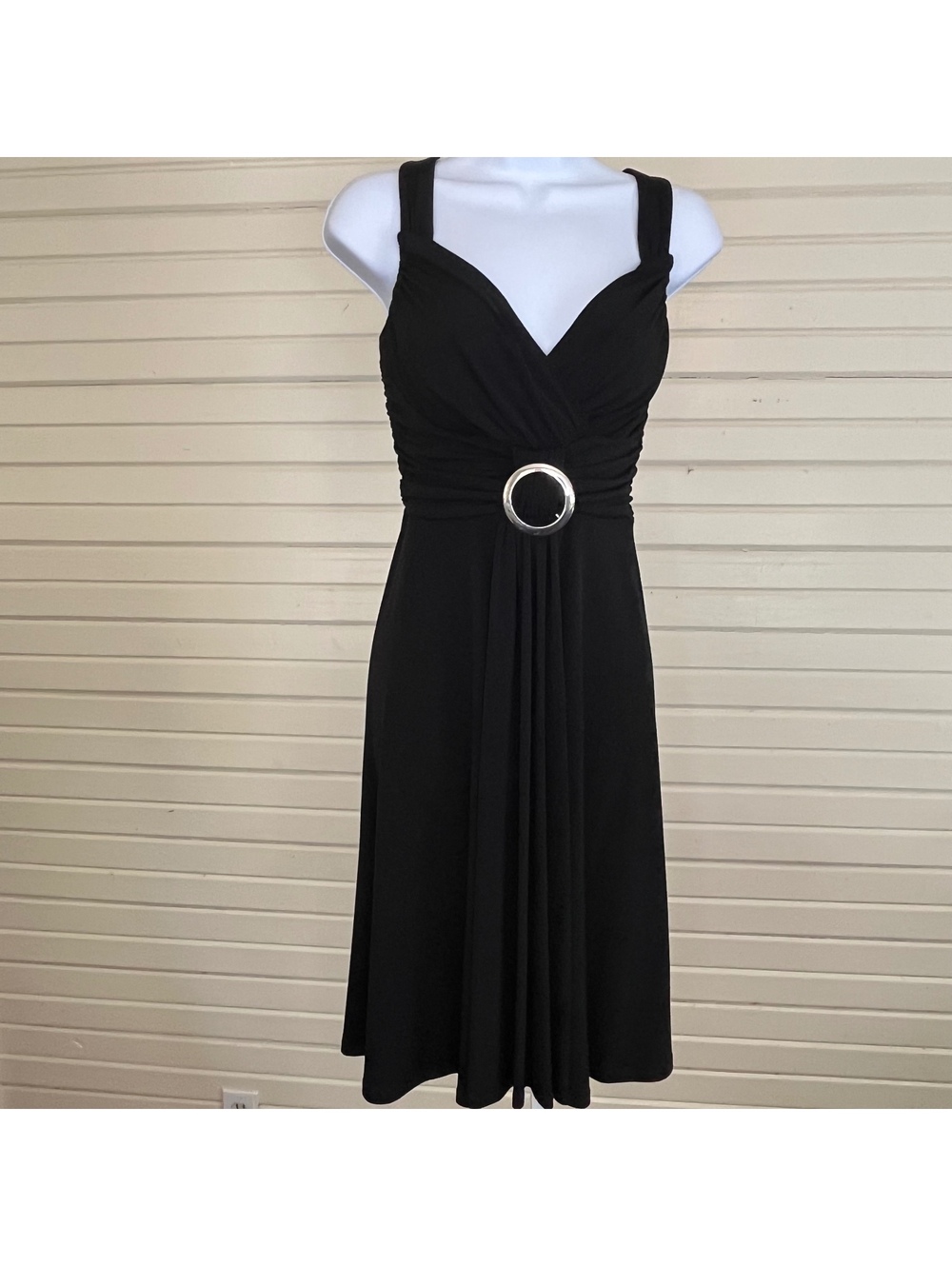 WHBM V-Neck LBD Cocktail Dress Silver Ring Accent 4